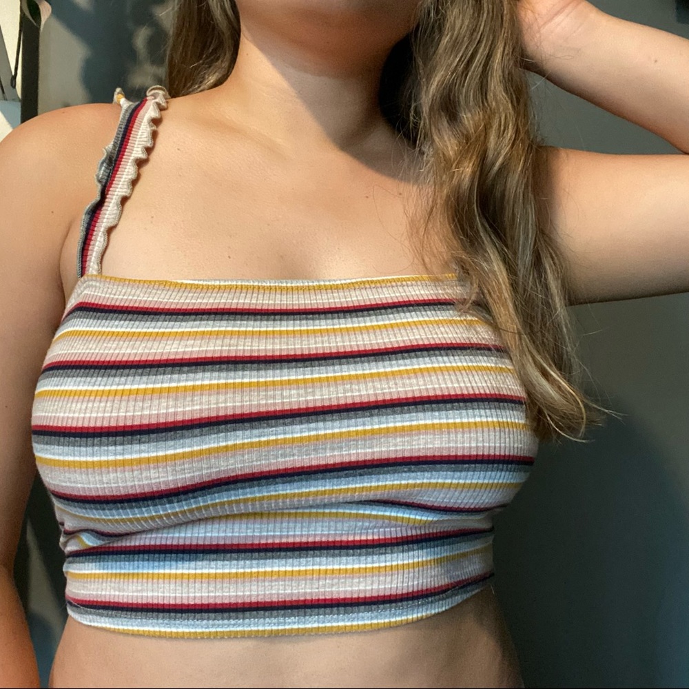 spaghetti strap crop top